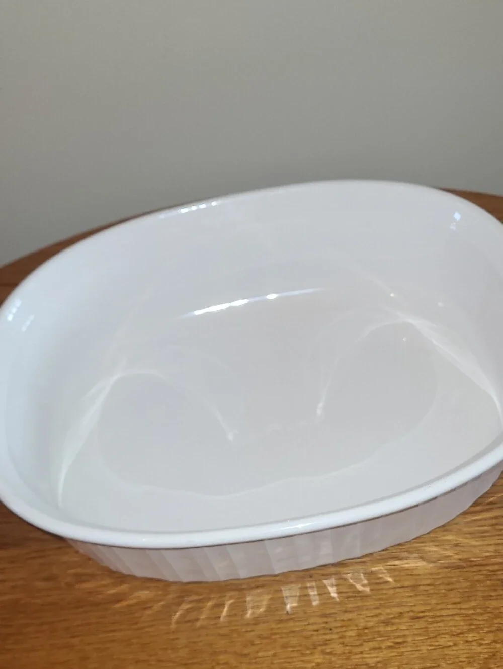Vintage Corningware French White 2.8L Casserole Dish with Lid